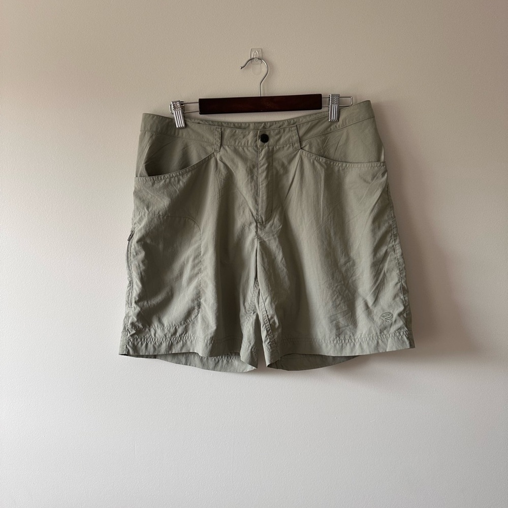 Womens Mountain Hardware Nylon Shorts